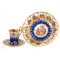Antigua taza con sus plato de porcelana Bavaria original de alemania.