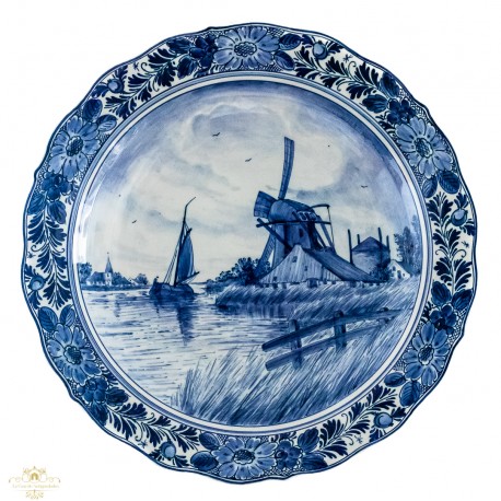 Espectacular plato antiguo de cerámica pintado a mano, de origen Holandés Delft