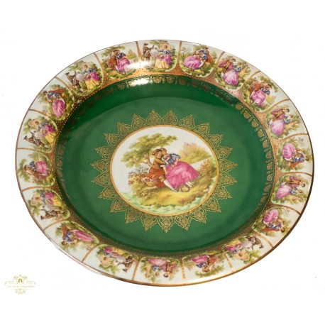 Plato de Porcelana de Época Verde de Bavaria: Elegancia y Artesanía Tradicional